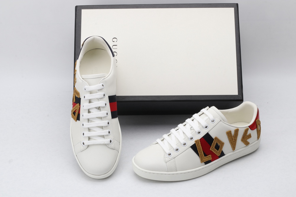 Women s Ace embroidered sneaker